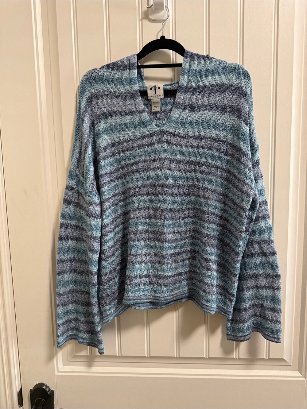 Lightweight Striped V-Neck Sweater - Blue & Gray